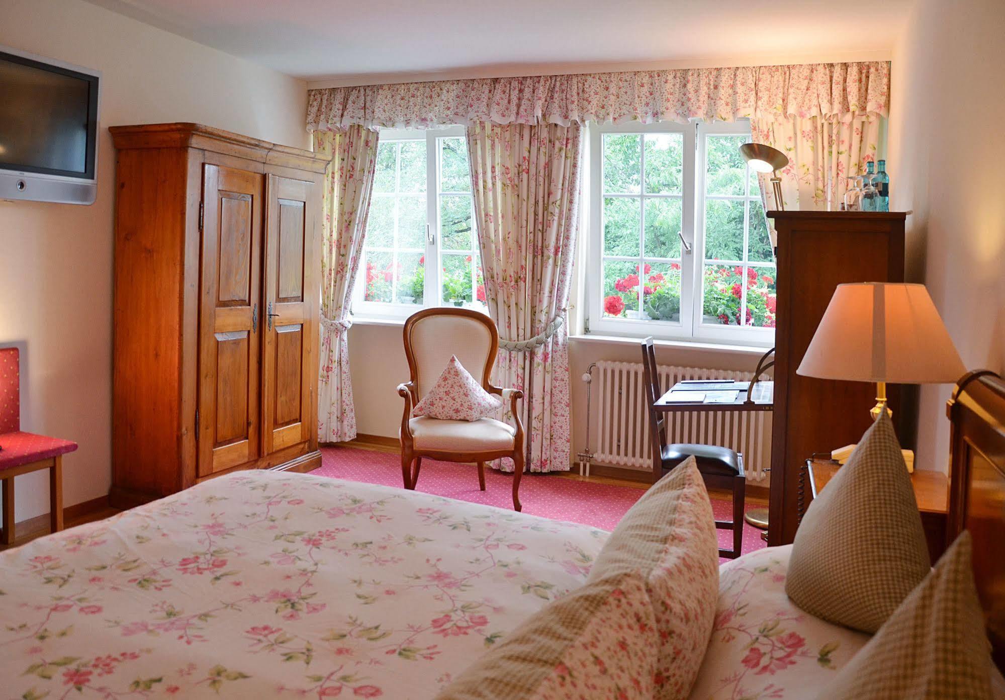 Hotel Muehle Binzen Bagian luar foto